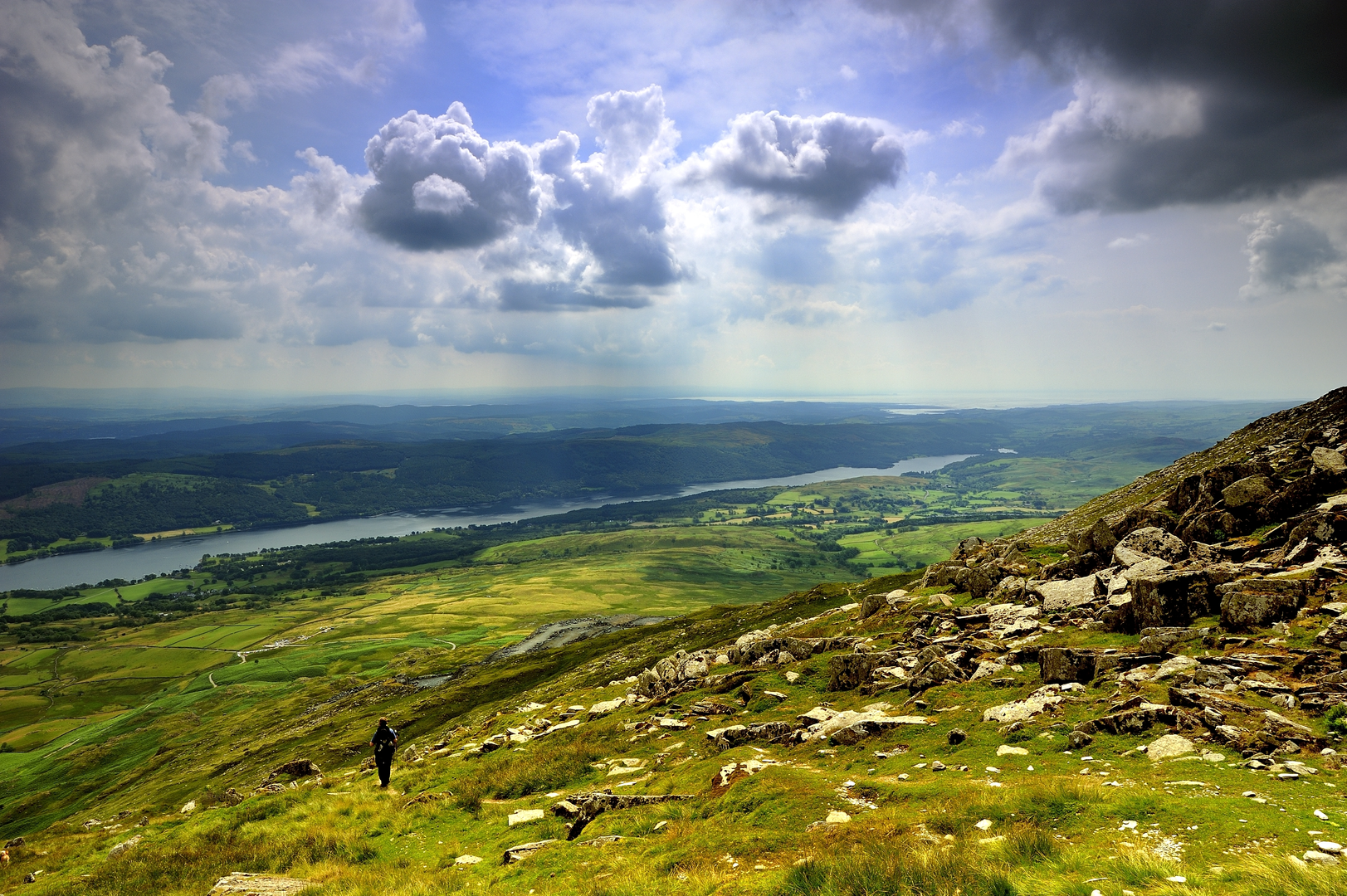 An image depicting the trail Crake Valley Round and its surrounding area.