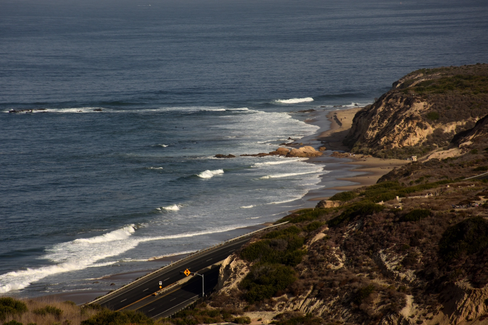 An image depicting the trail Mach One - No Name Ridge Loop and its surrounding area.