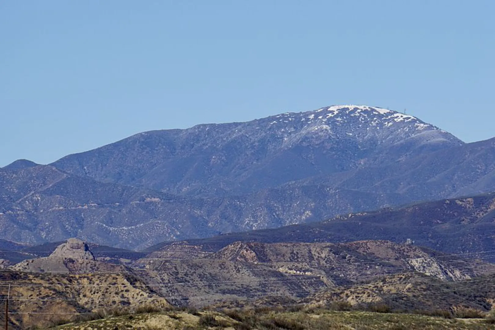 An image depicting the trail Burnt Peak via Pacific Crest Trail and its surrounding area.