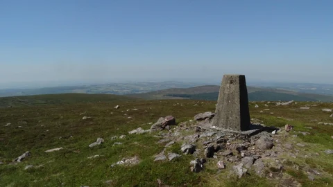 An image depicting the trail Knockshanahullion and Knocknalougha Loop and its surrounding area.
