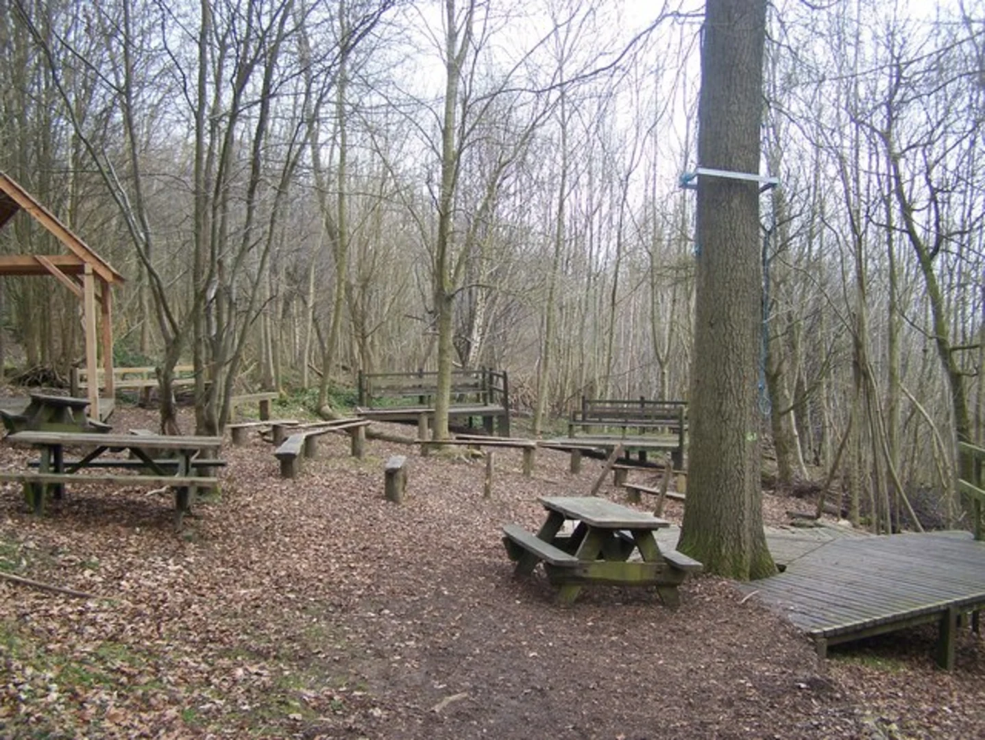 An image depicting the trail Trosley Country Park Short Loop and its surrounding area.
