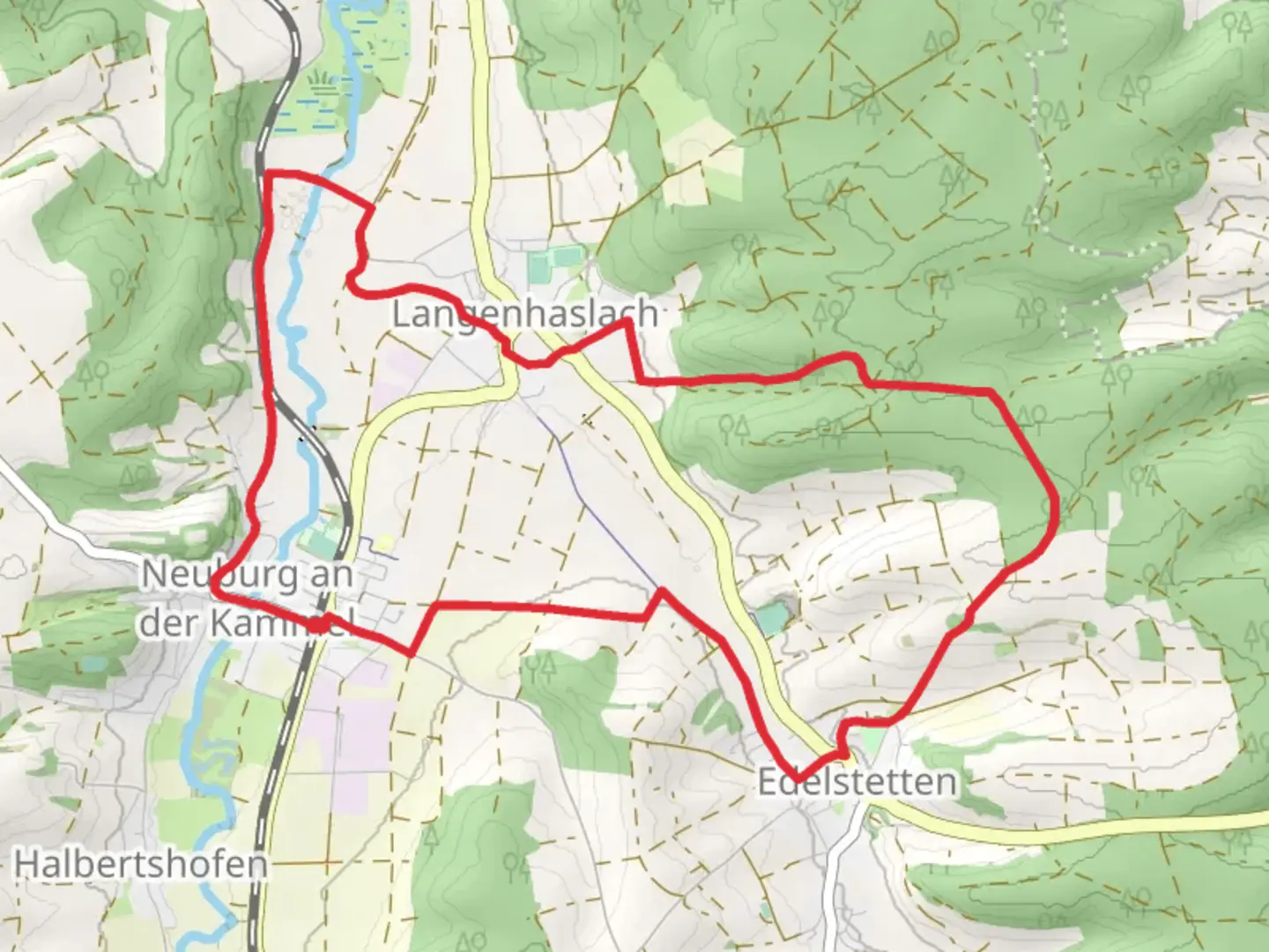 An image depicting the trail Tour 11 Orange Loop and its surrounding area.