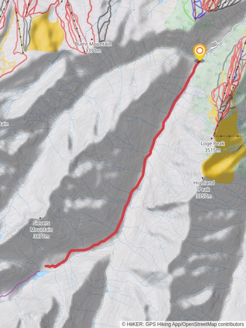 An image depicting the trail Maroon Lake via Maroon Creek Road and its surrounding area.