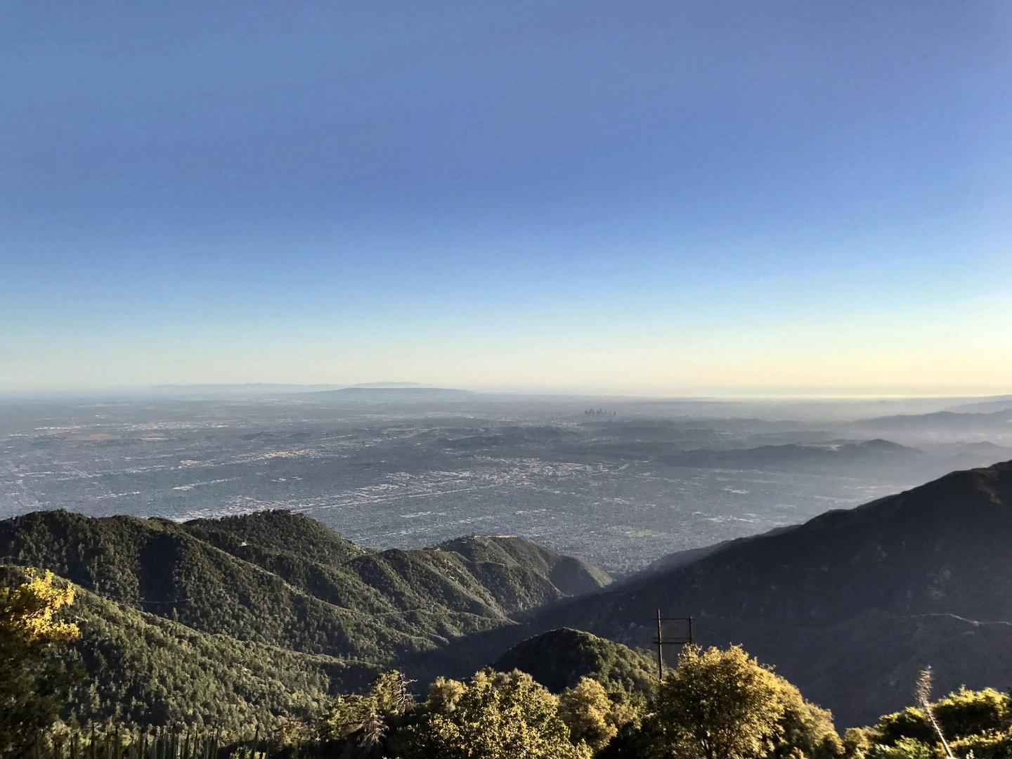 An image depicting the trail Mount Wilson Toll Road, Idlehour, Mount Lowe, Mount Wilson Loop Trail and its surrounding area.