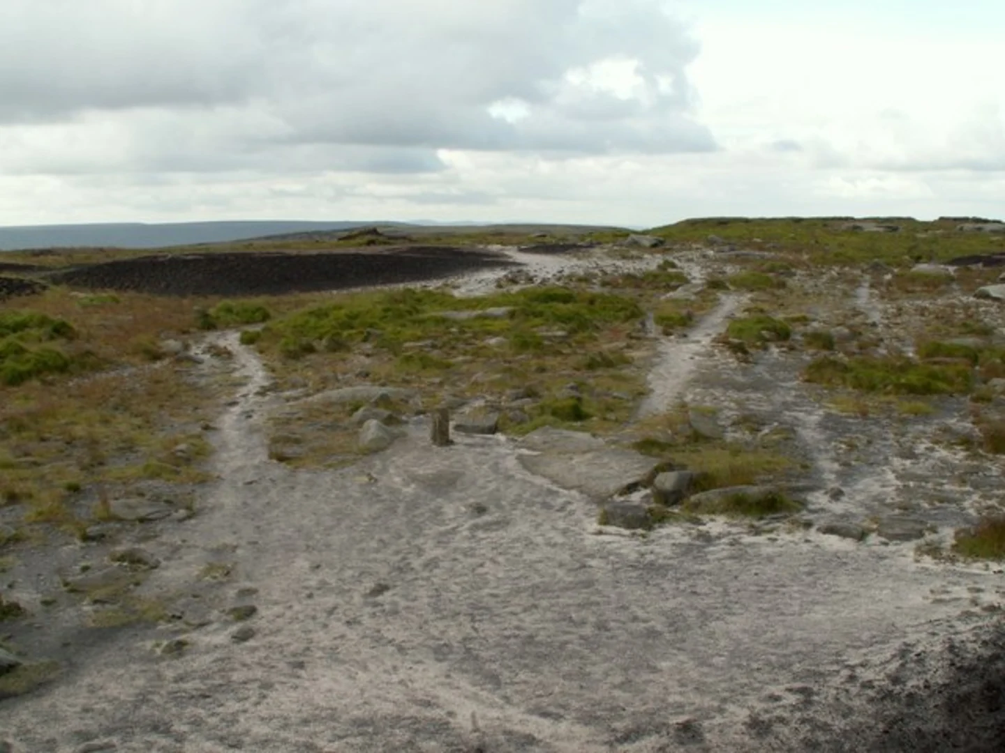 An image depicting the trail Over Wood Moss, Bleaklow Head and Higher Shelf Stones and its surrounding area.