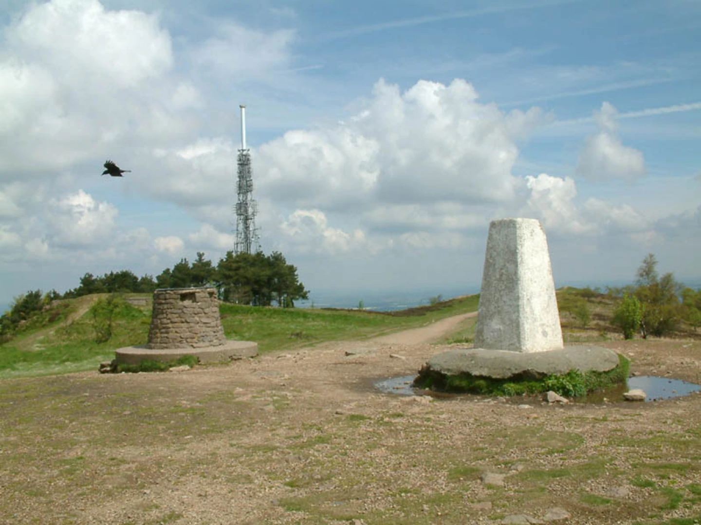 An image depicting the trail Wrekin Hill Fort Walk and its surrounding area.
