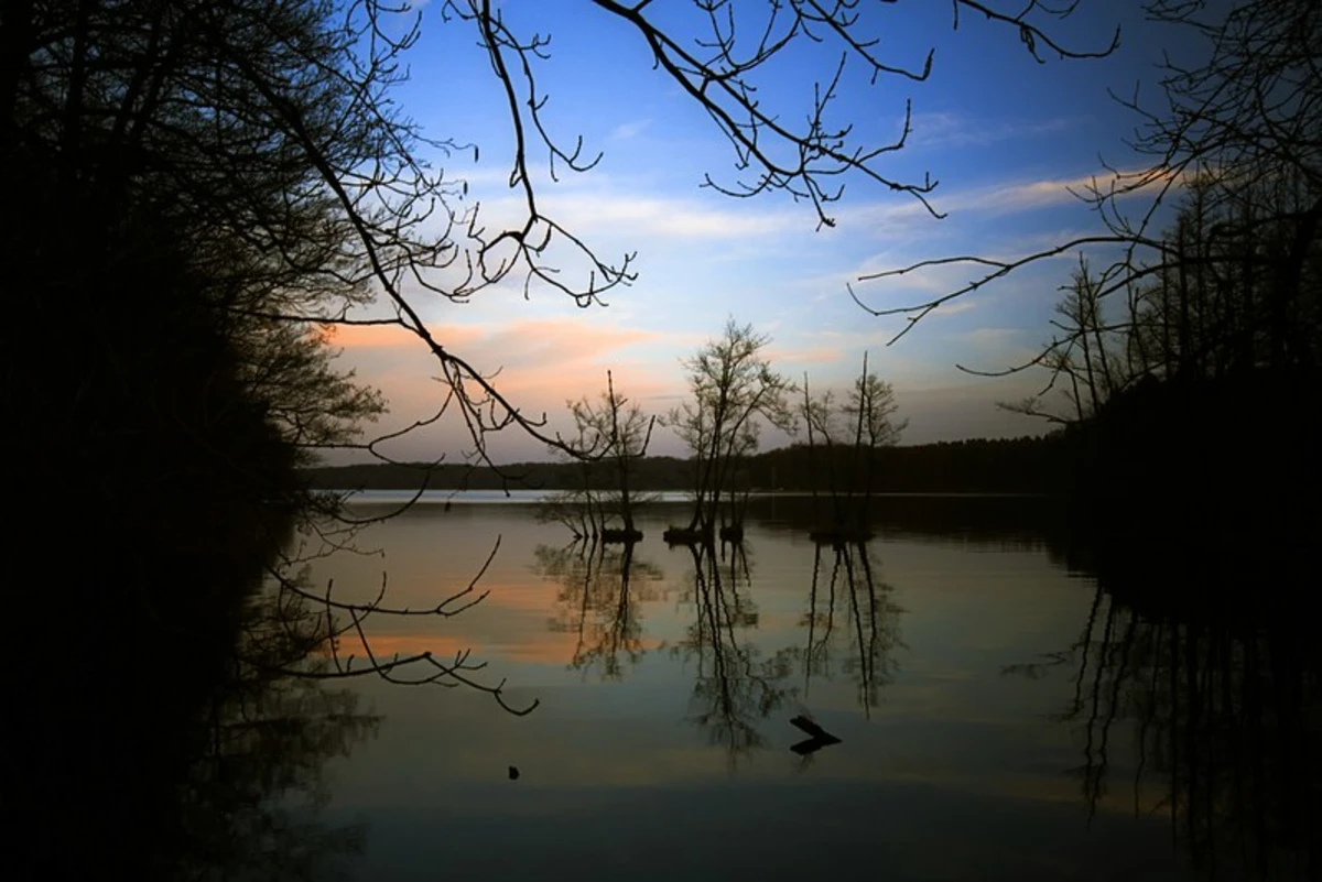 Werbellinsee, Werbelliner Berge and Diebelsee Scenic Loop - Altenhof