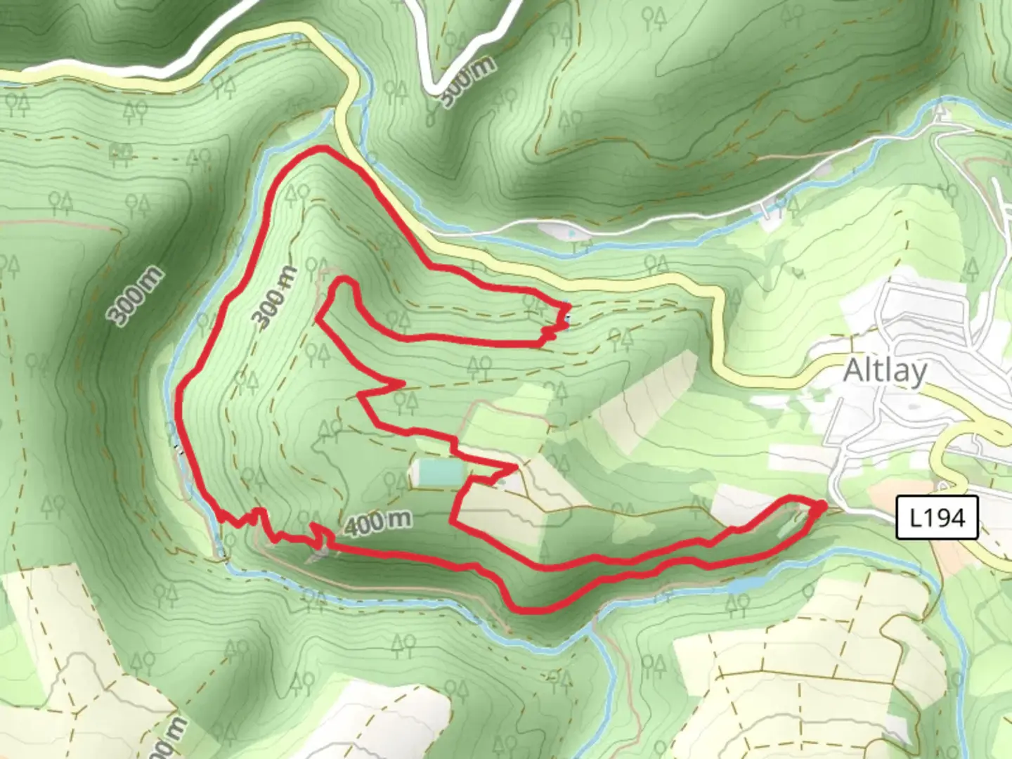 An image depicting the trail Saar Hunsrück Steig and Traumschleife Altlayer Schweiz Loop and its surrounding area.