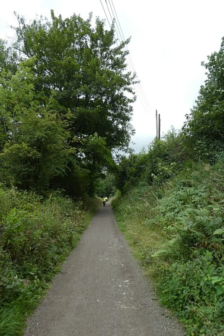 An image depicting the trail Lambourn and Eastbury Loop and its surrounding area.