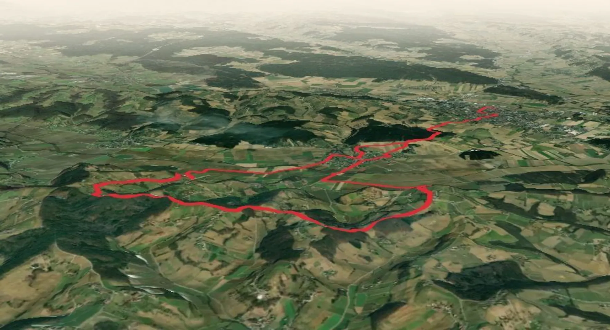 An image depicting the trail Fürstenfelder Wasser - Wein - Wanderweg and its surrounding area.