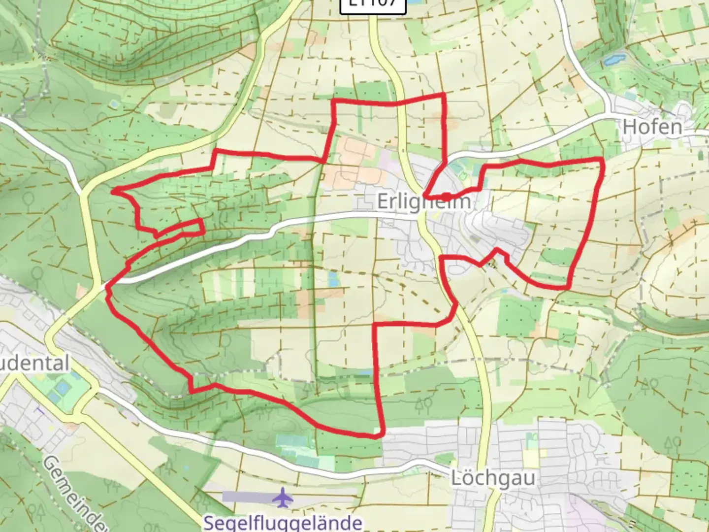 An image depicting the trail Spechtweg and its surrounding area.