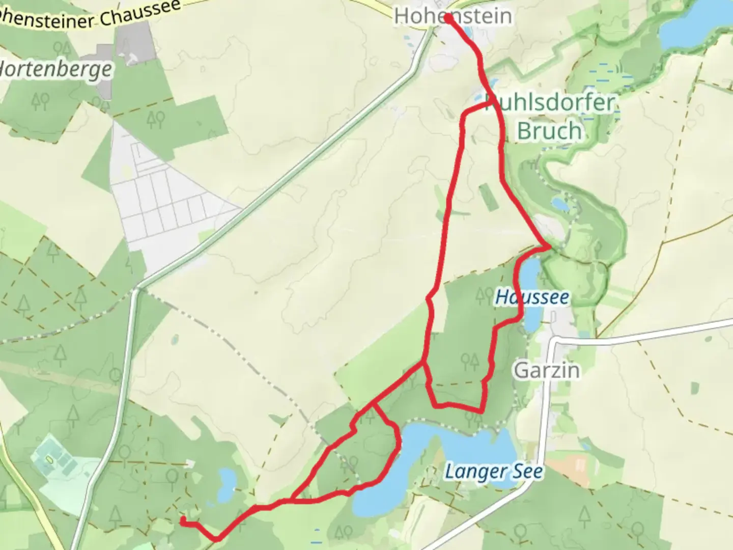 An image depicting the trail Pyramide Garzau Walk via Langer See and its surrounding area.
