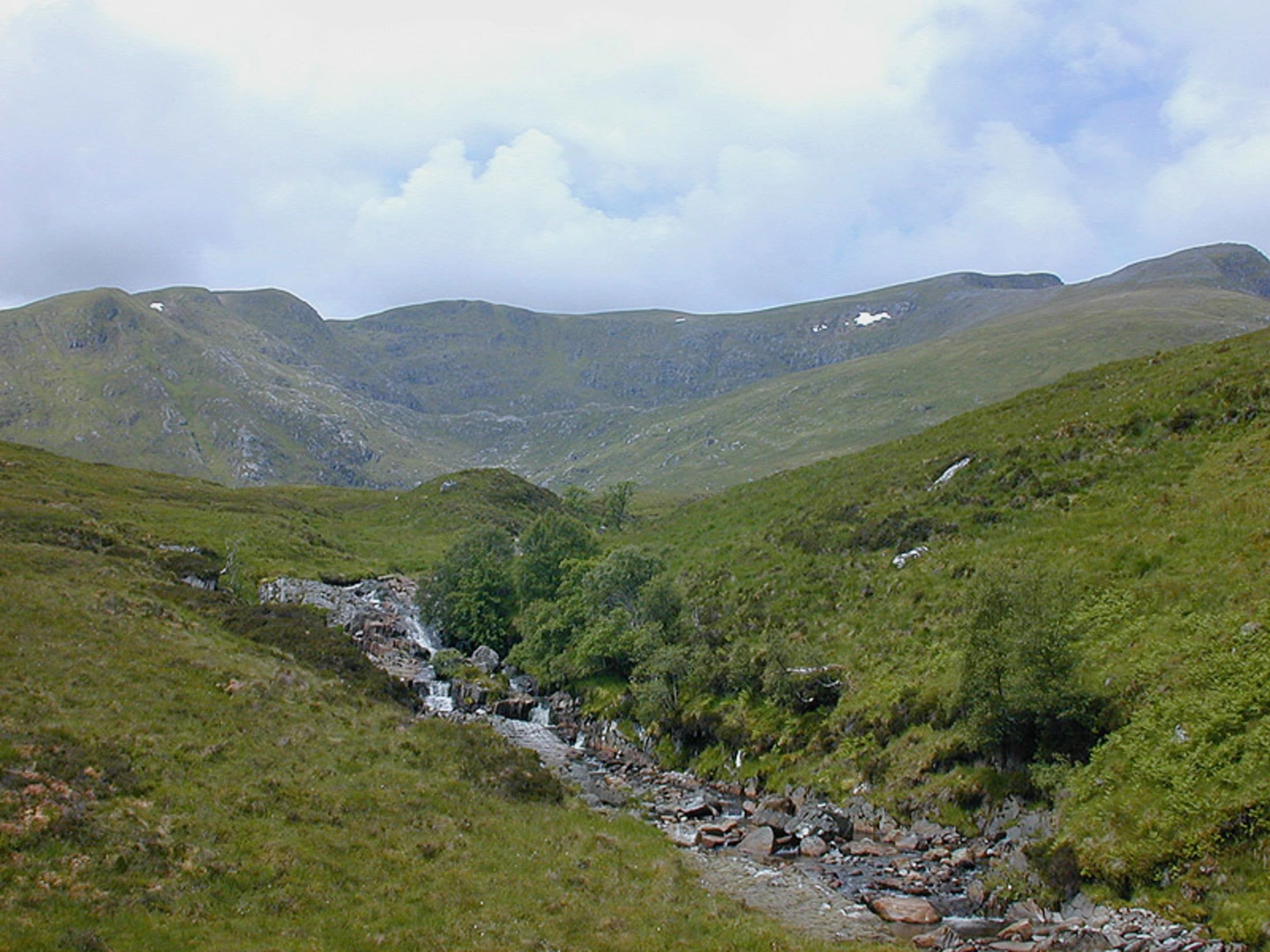 An image depicting the trail Sgùrr na Lapaich and its surrounding area.