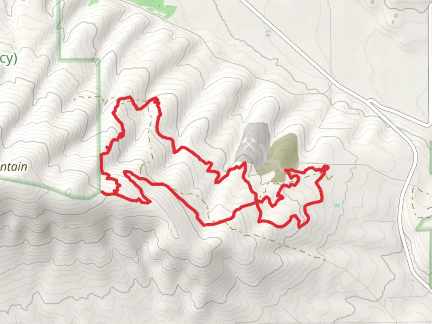 An image depicting the trail Walk n Roll and Bench Trail and its surrounding area.