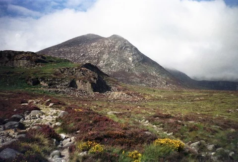 An image depicting the trail Slievelamagan and Cove Mountain Loop from Ulster and its surrounding area.