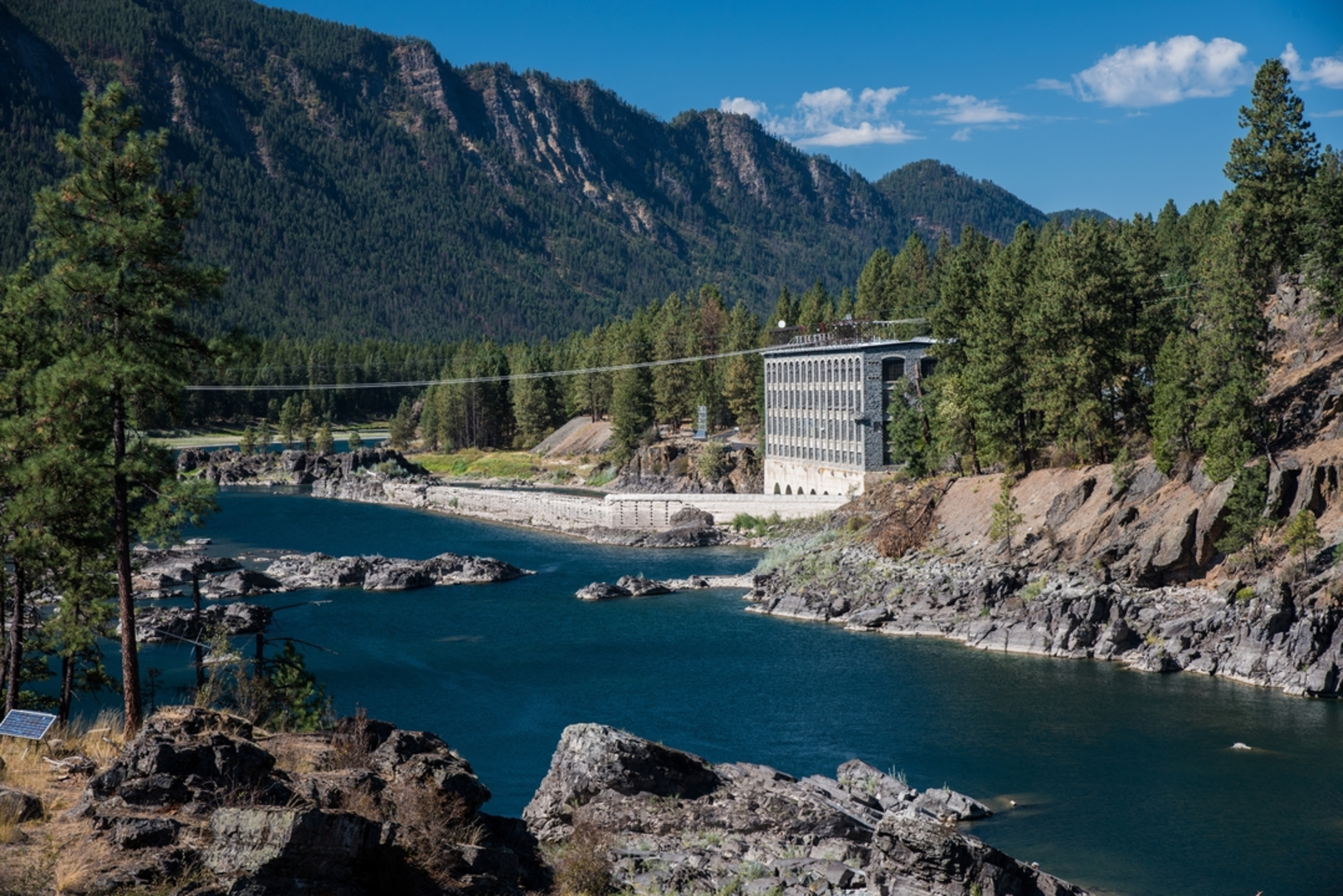 An image depicting the trail Dry - Wilkes Divide Trail and its surrounding area.