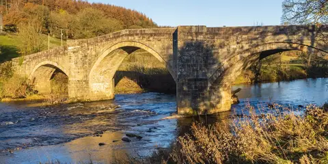 An image depicting the trail Barden Bridge and the Strid from Bolton Abbey and its surrounding area.