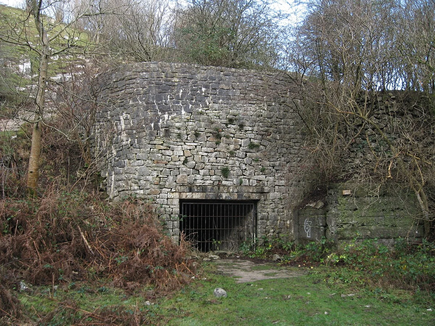 An image depicting the trail Cheddar Gorge and Caves Walk and its surrounding area.