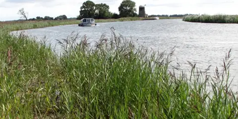 An image depicting the trail Muck Fleet and River Bure from near Oby and its surrounding area.