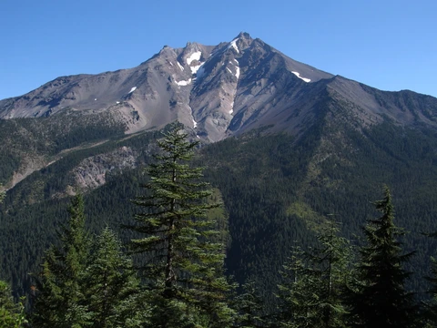 An image depicting the trail Pamelia Lake Trail and its surrounding area.