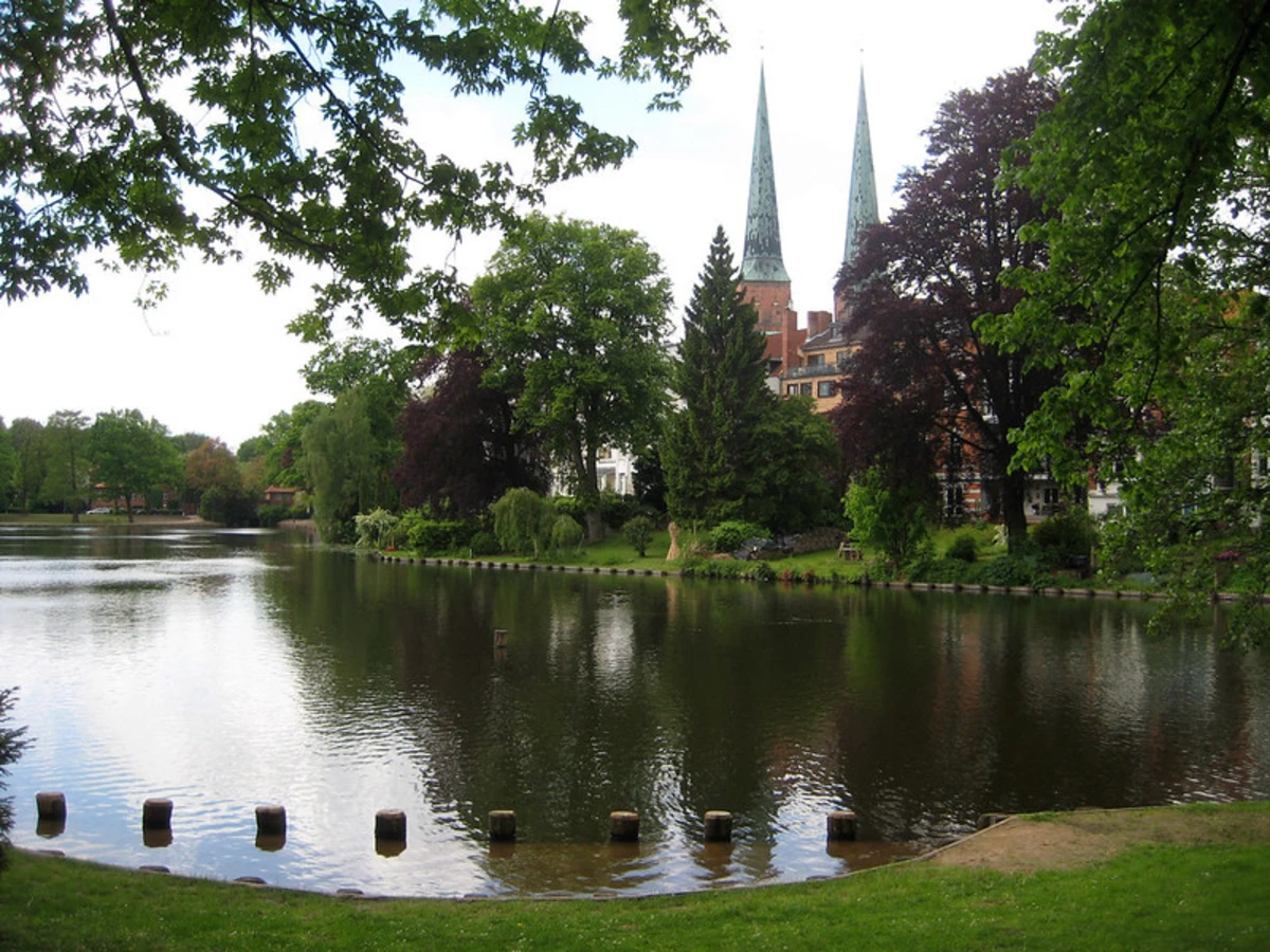 Muehlenteich and Wisent via Neandertalweg and Neanderthal Museum Rundweg
