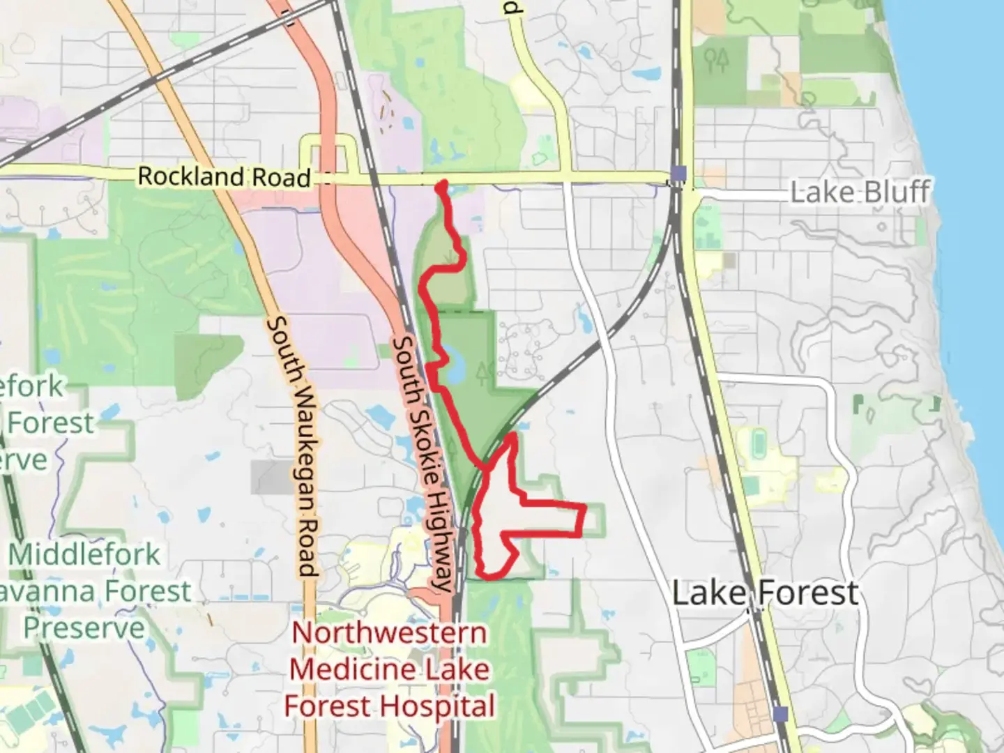 An image depicting the trail Skokie River Nature Preserve and its surrounding area.