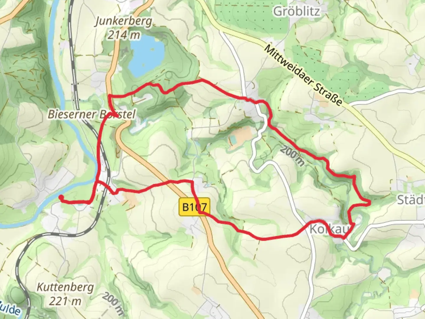 An image depicting the trail Lutherweg Sachsen and Seebitzschener Weg and its surrounding area.