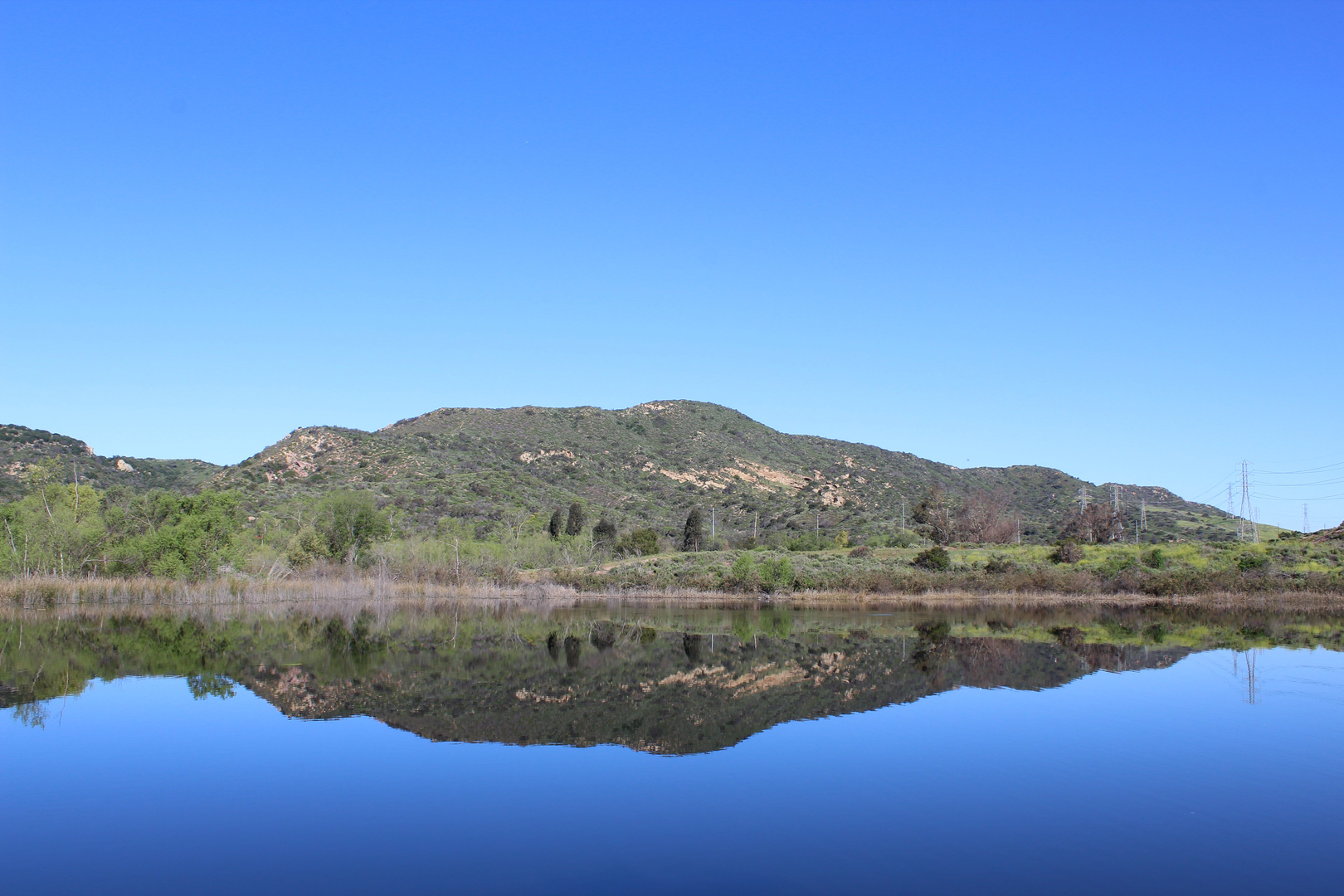 An image depicting the trail Barbara's Lake Loop via The Lake Trail and its surrounding area.