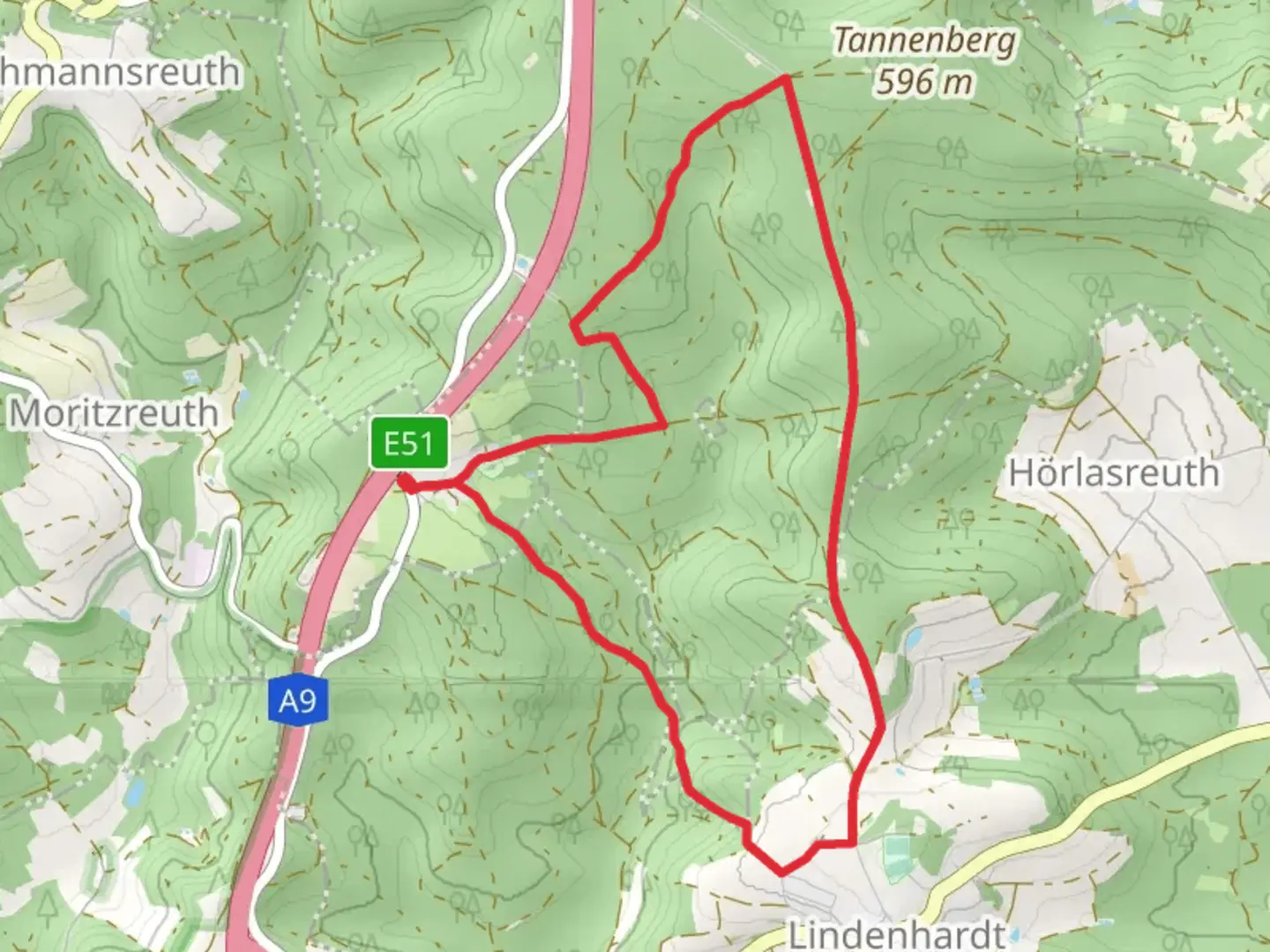 An image depicting the trail Rundwanderweg Lindenhardt and its surrounding area.
