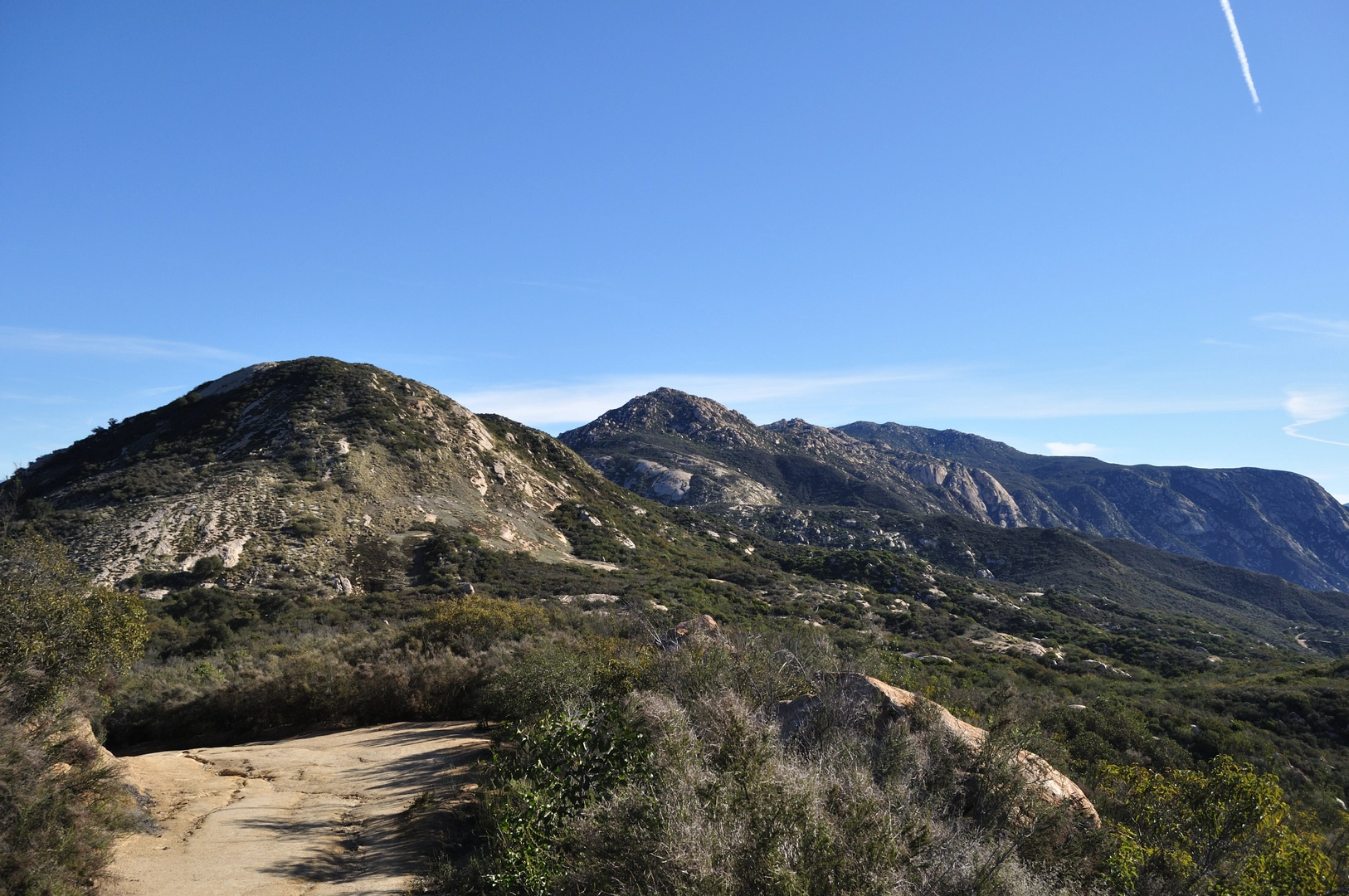 An image depicting the trail El Cajon Mountain Summit Trail and its surrounding area.