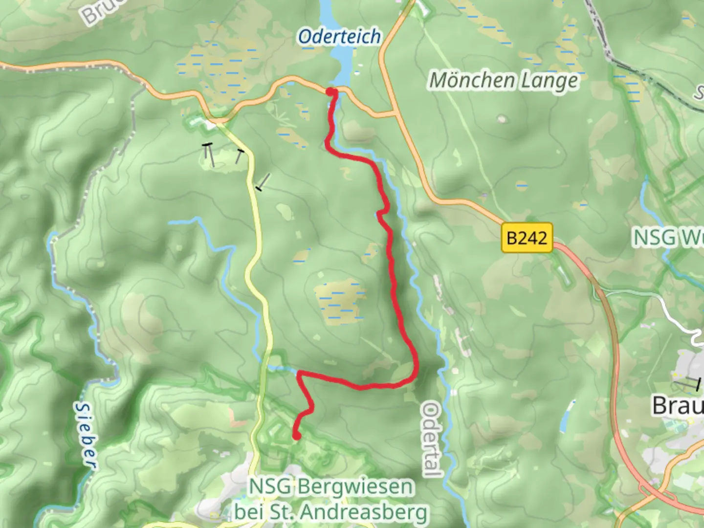 An image depicting the trail Harzklub Weg from Oderteich to Eichsfelder Huette and its surrounding area.
