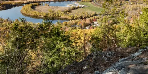 An image depicting the trail Metacomet Trail and its surrounding area.