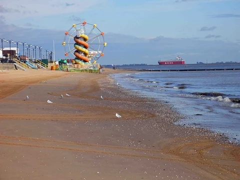 Cleethorpes Beach Walk