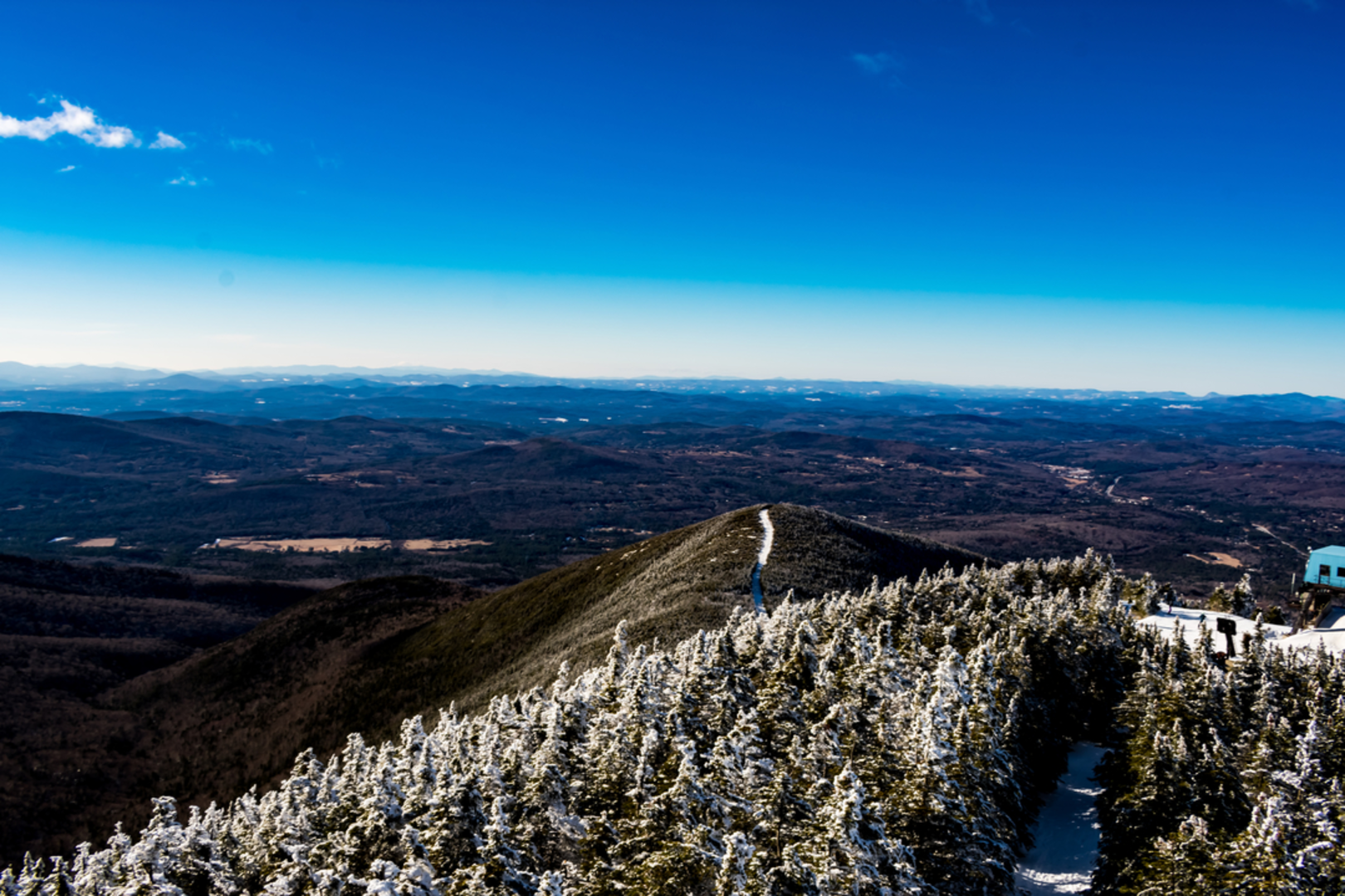 An image depicting the trail Mount Wolf via Reel Brook Trail and its surrounding area.
