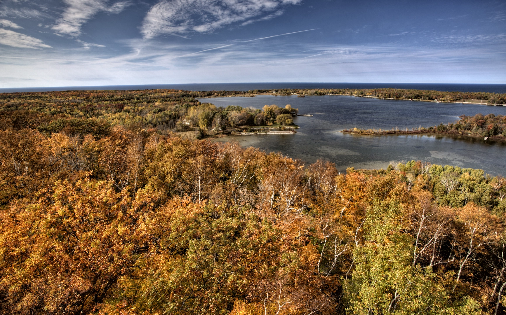 An image depicting the trail American Discovery Trail North Route - Illinois and its surrounding area.