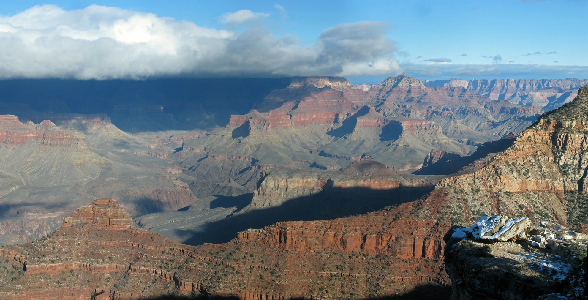 An image depicting the trail Rim Trail and its surrounding area.