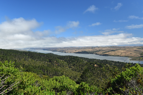 An image depicting the trail Mount Vision Trail and its surrounding area.