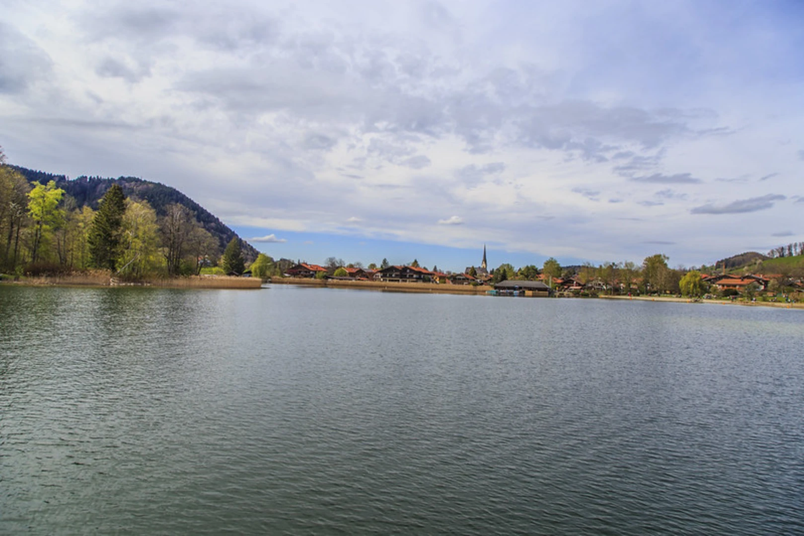 An image depicting the trail Perfallstraße Loop and its surrounding area.