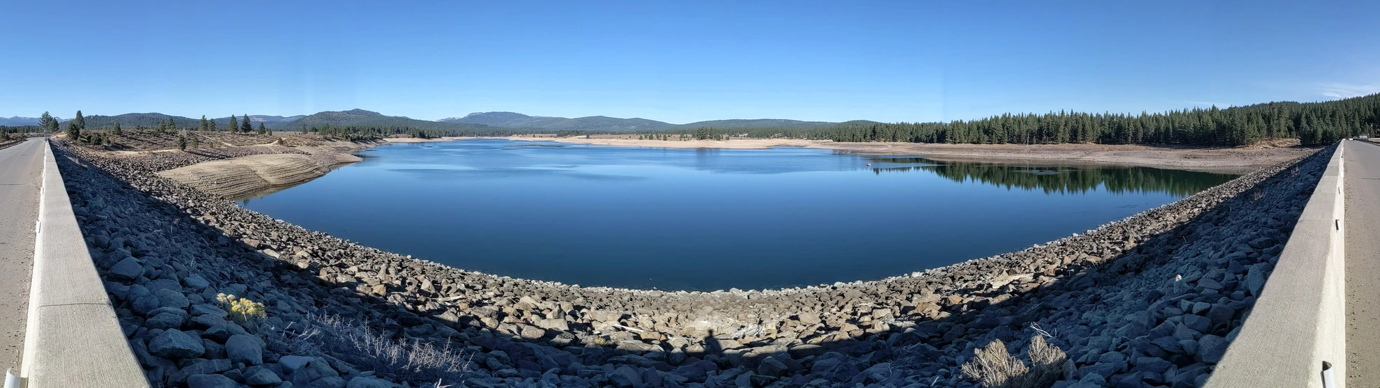 An image depicting the trail Boca Hill from Prosser Dam Road and its surrounding area.
