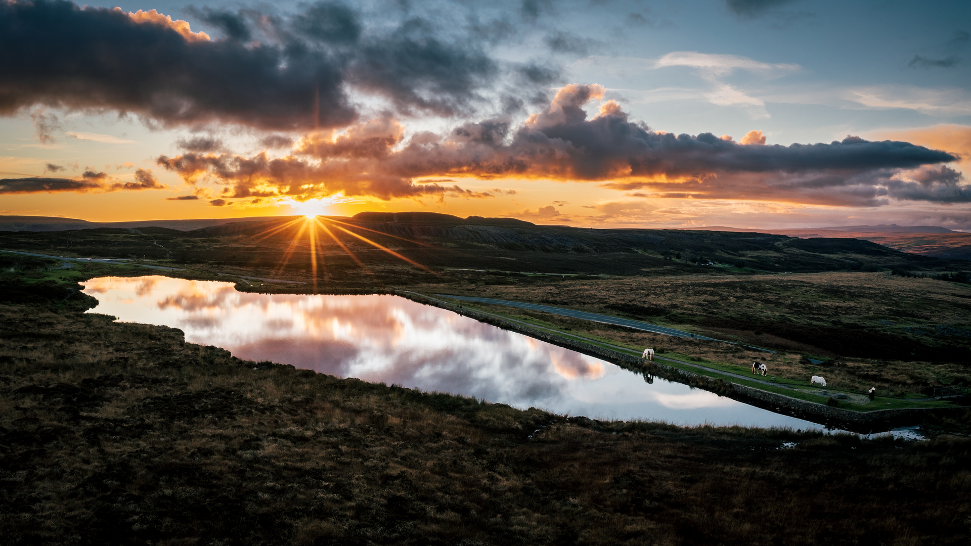 An image depicting the trail Keepers Pond to Blorenge and its surrounding area.