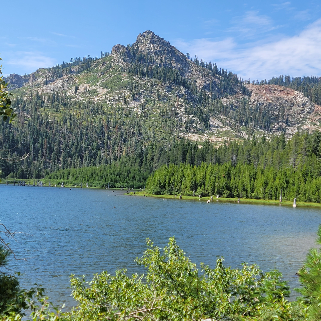 An image depicting the trail Eureka Lake and Eureka Peak Trail and its surrounding area.