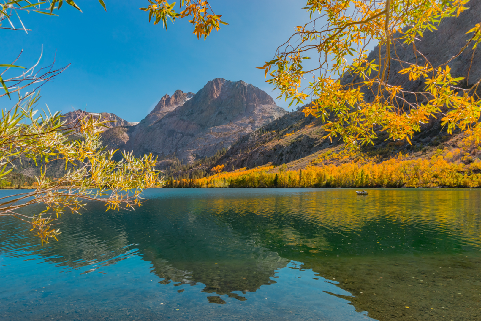 An image depicting the trail Silver Lake - Horse Canyon Trail and its surrounding area.