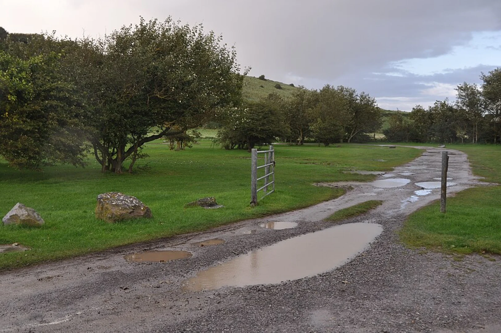 An image depicting the trail Swallow Cliff and Sand Point via England Coast Path and its surrounding area.