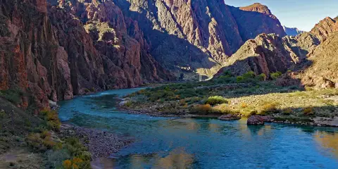 An image depicting the trail South Kaibab - Colorado River - Bright Angel Loop and its surrounding area.