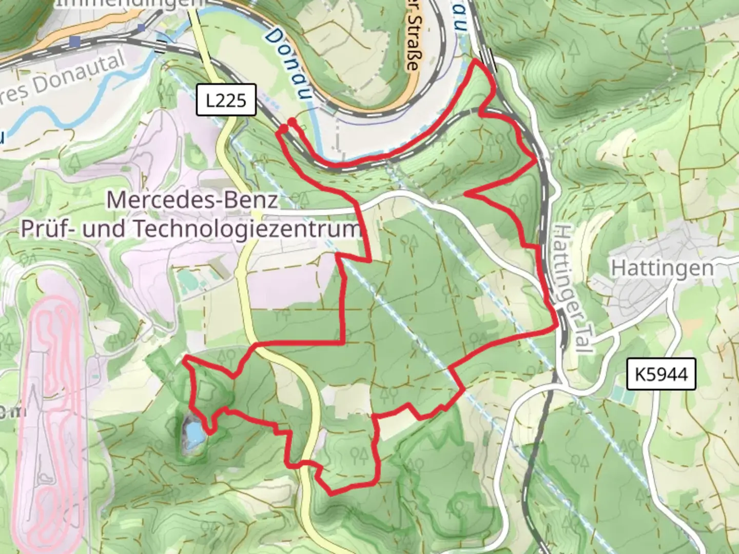 An image depicting the trail Donauversinkung and Hoewenegg Loop via Schwarzwald Jura Bodens Weg and its surrounding area.