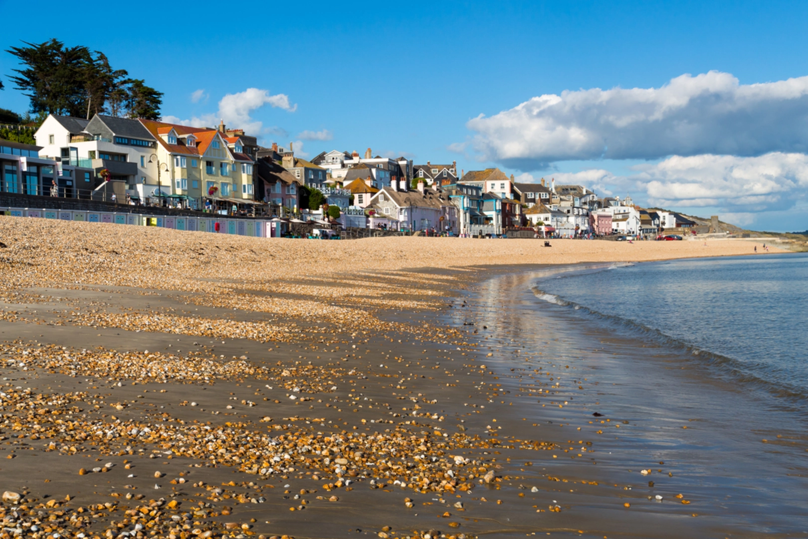 An image depicting the trail Lyme Regis - Seafront - Cobb and Monmouth Beach Walk and its surrounding area.