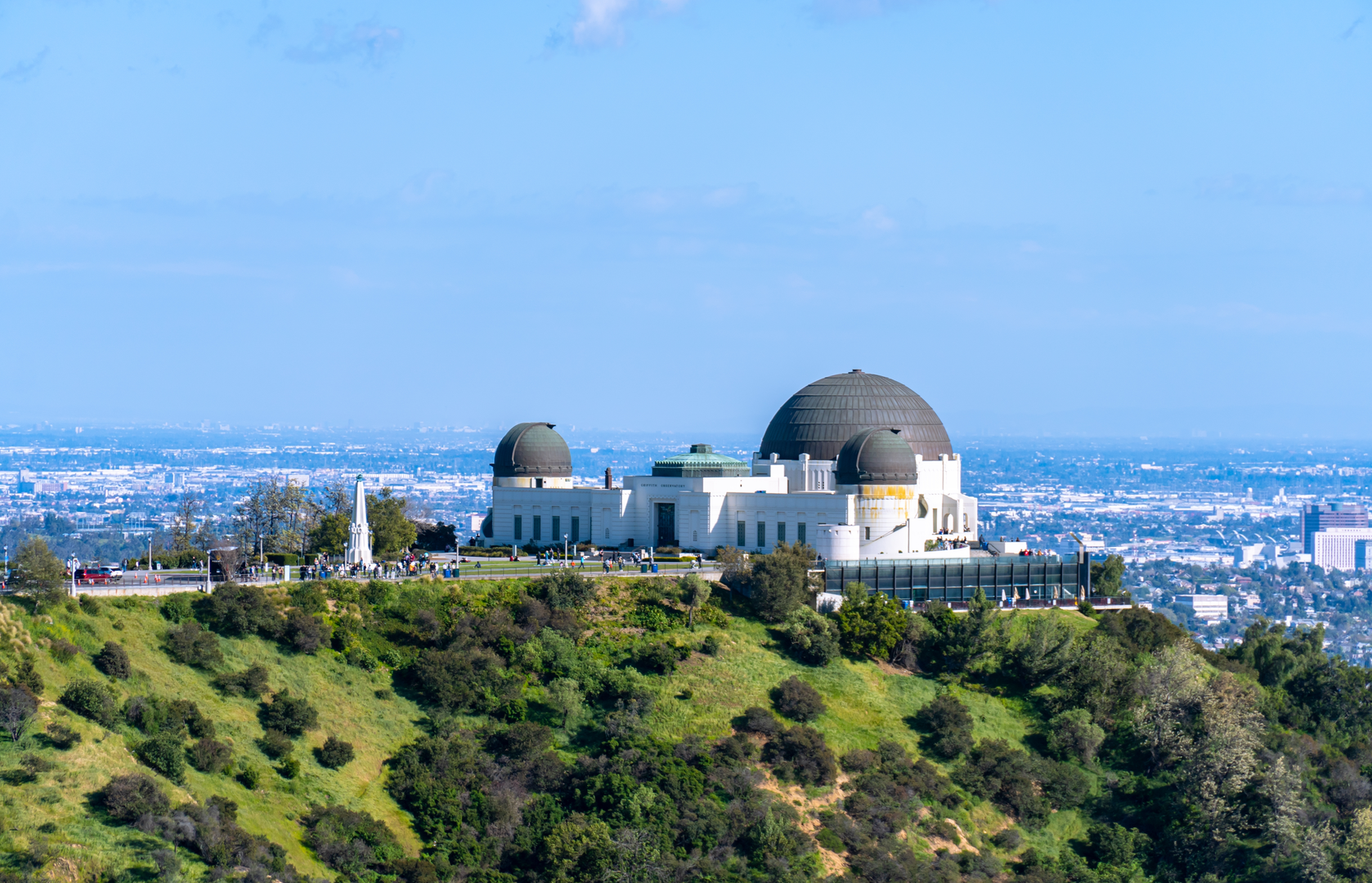 An image depicting the trail West Observatory and Fern Dell Nature Loop Trail and its surrounding area.
