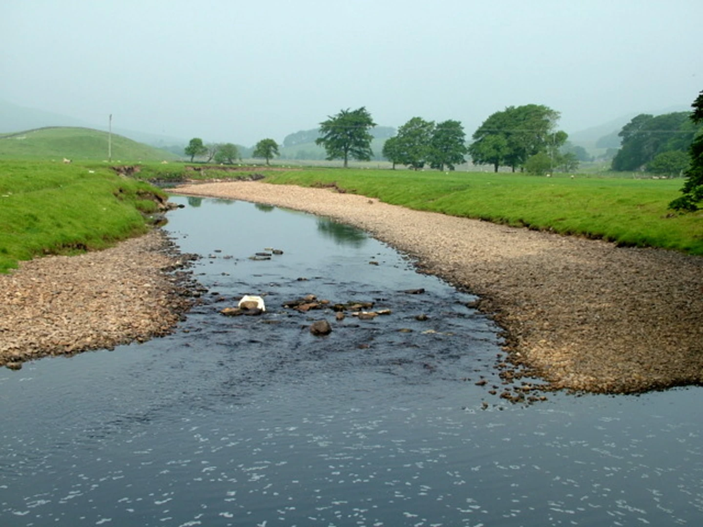 An image depicting the trail Hawes to Keld Walk and its surrounding area.