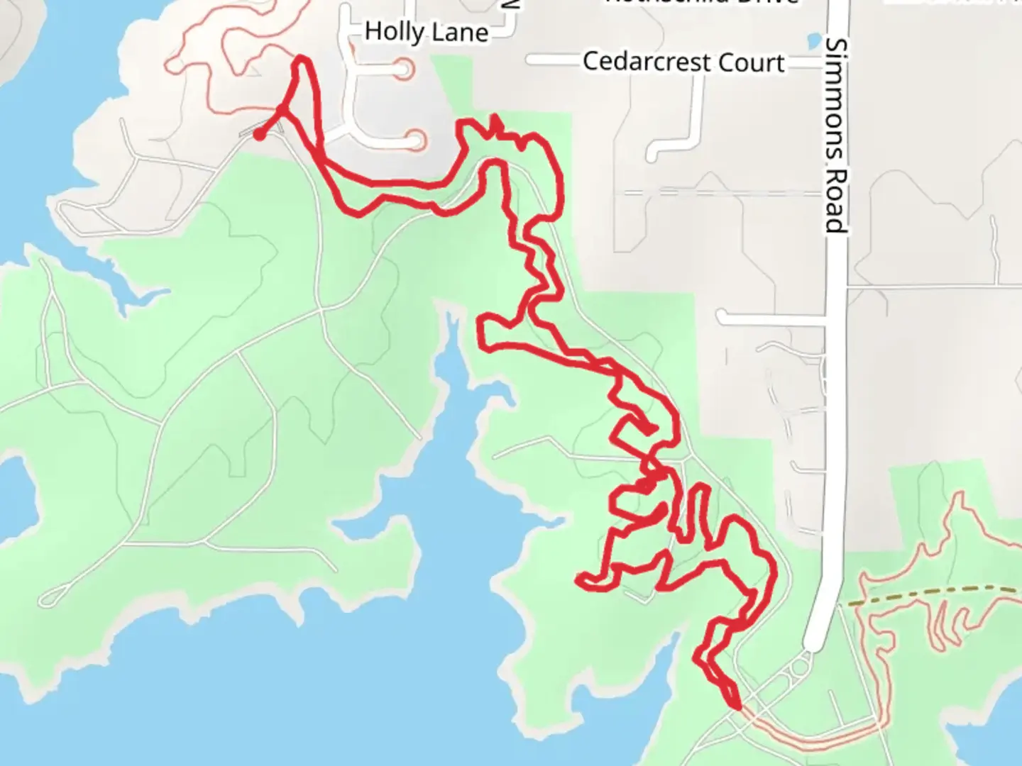 An image depicting the trail Northshore Loop Trail from Green Oaks Drive and its surrounding area.