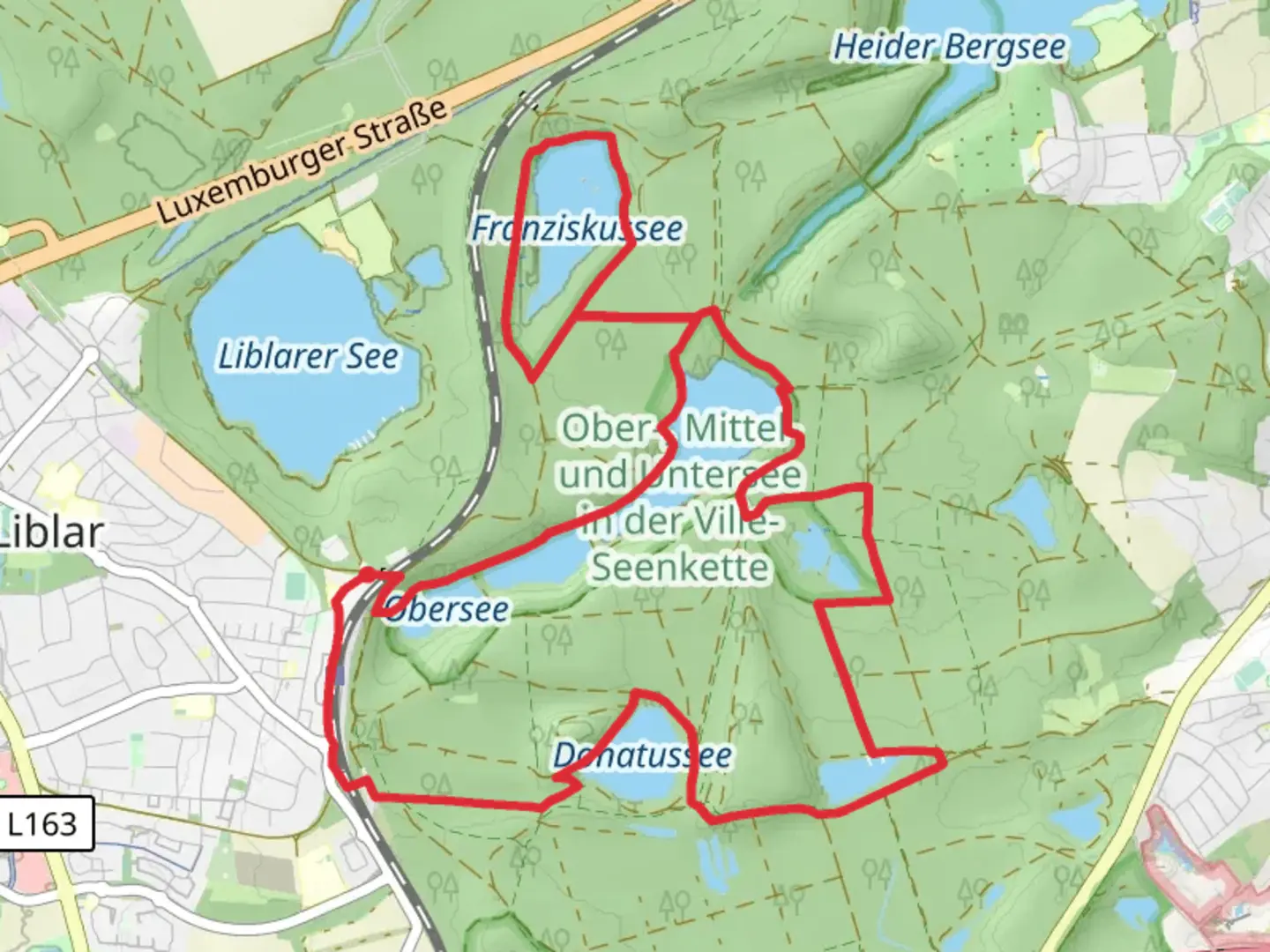 An image depicting the trail Donatussee, Untersee and Franziskussee via Ville and its surrounding area.
